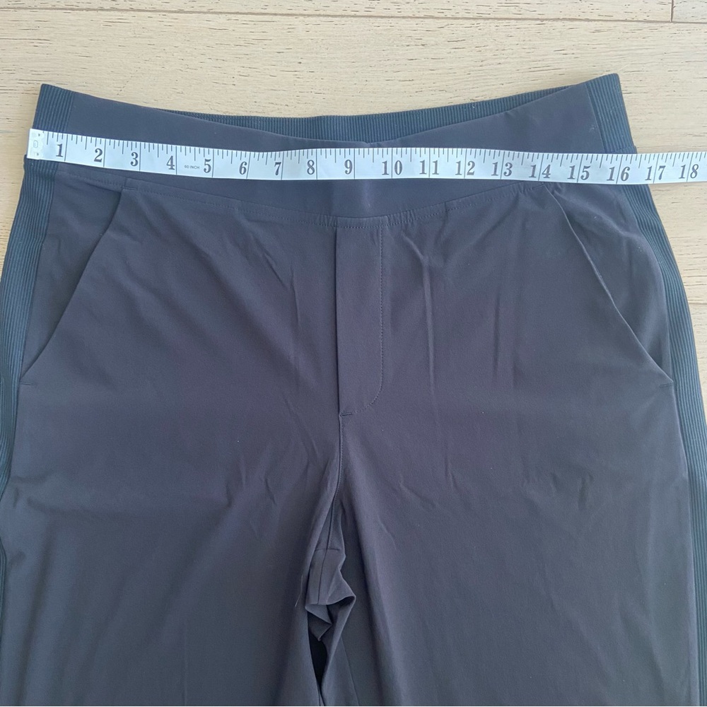 ATHLETA Brooklyn Mid-rise Ankle Pant Size 10 Black Stretch Tailored Fit EUC - Picture 6 of 9